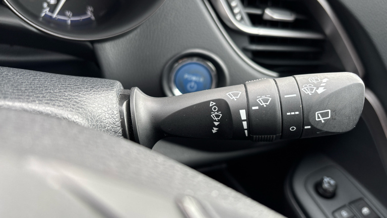 Toyota C-HR 1.8 Hybrid Icon 5dr CVT Hybrid Hatchback